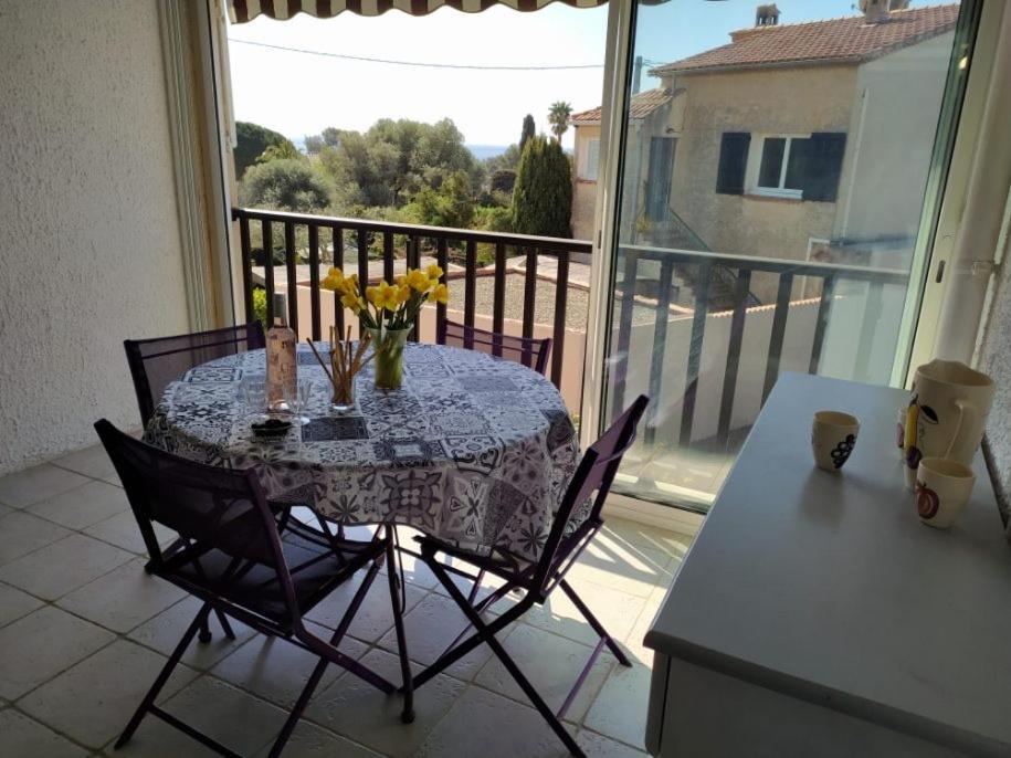 Sun & Sea Apart Bandol Luaran gambar